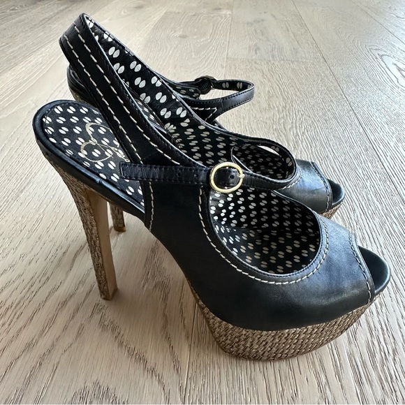 Jessica Simpson Raffia Straw Platform Sandals w/Black Leather Peep Toe - Picture 1 of 15
